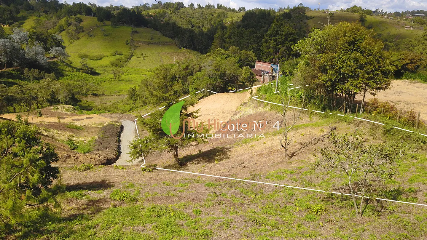 Lote 2.500 m2 Condominio Guarne, Antioquia