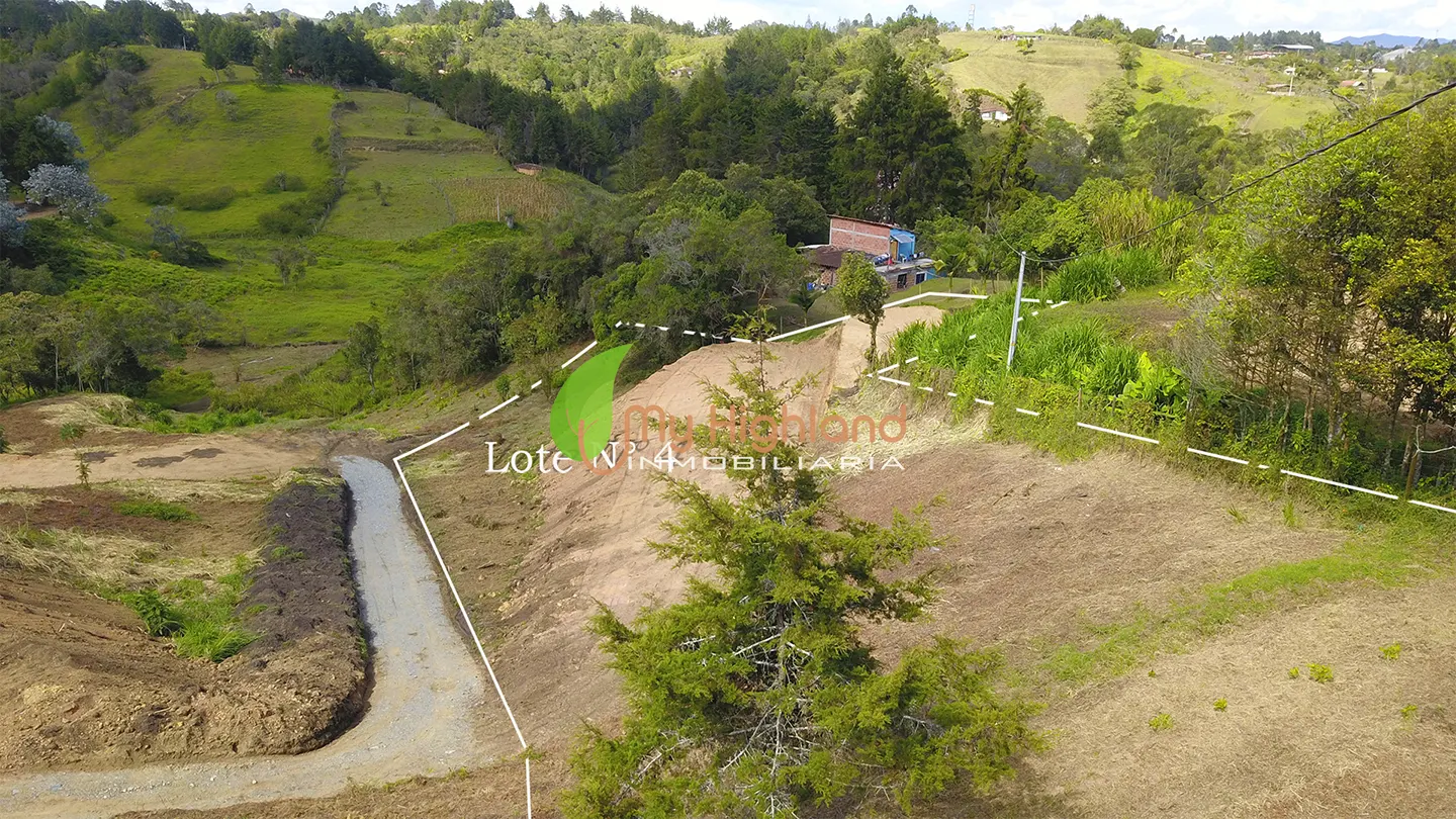 Lote 2.500 m2 Condominio Guarne, Antioquia