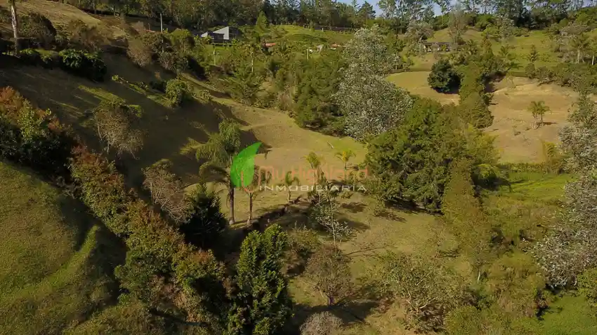 Lote 3.495 m² Parcelación Ojo de Agua
