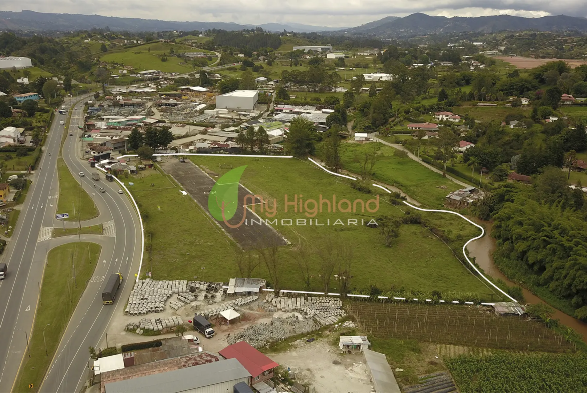 Lote Industrial 25.000 m² Autopista Medellín Bogotá (Rionegro)