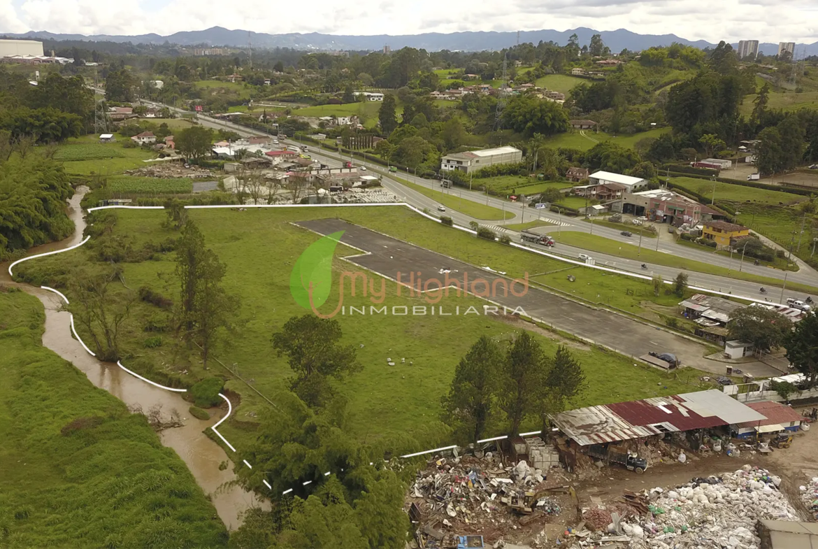 Lote Industrial 25.000 m² Autopista Medellín Bogotá (Rionegro)