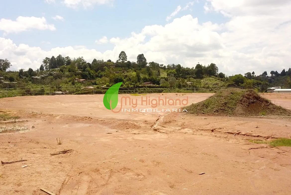 Lote-Industrial-70.000-m²-Variante-Aeropuerto