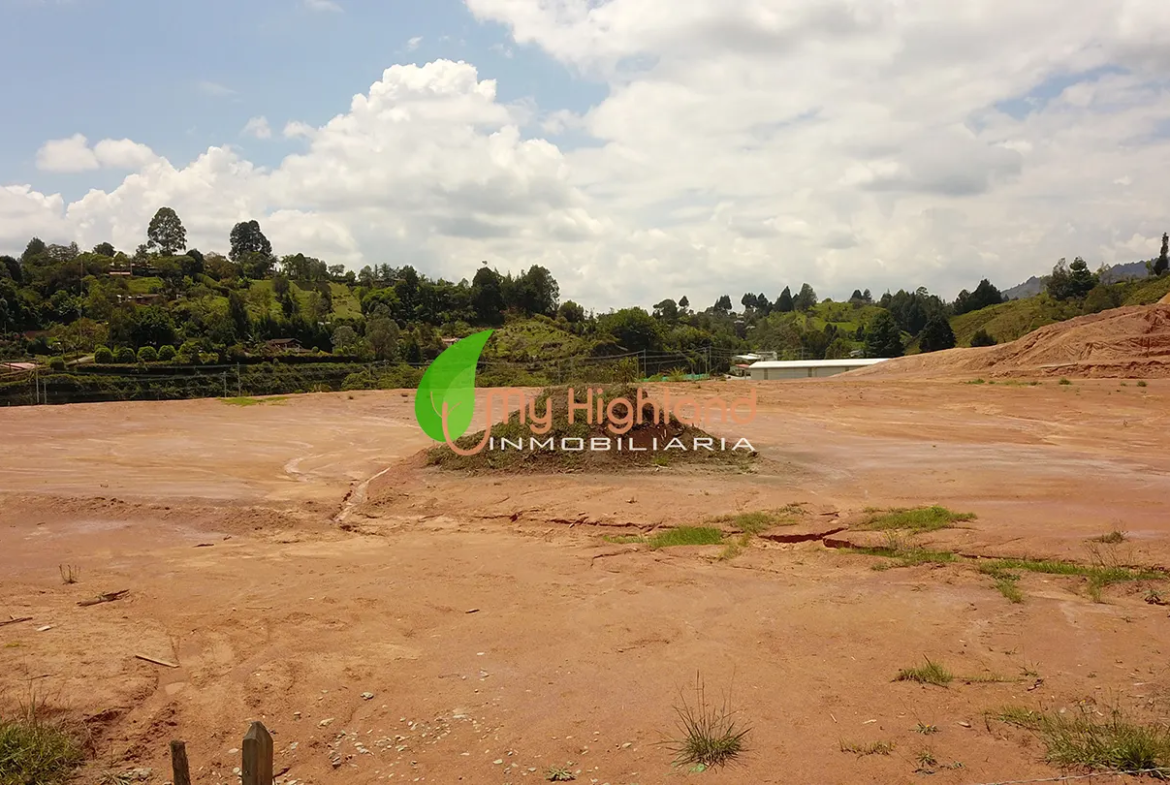 Lote Industrial 70.000 m² Variante Aeropuerto