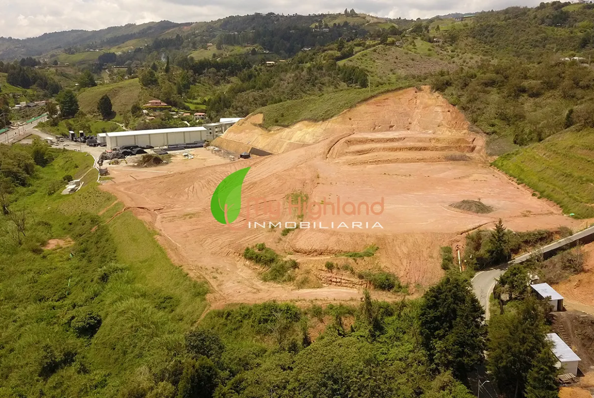 Lote Industrial 70.000 m² Variante Aeropuerto