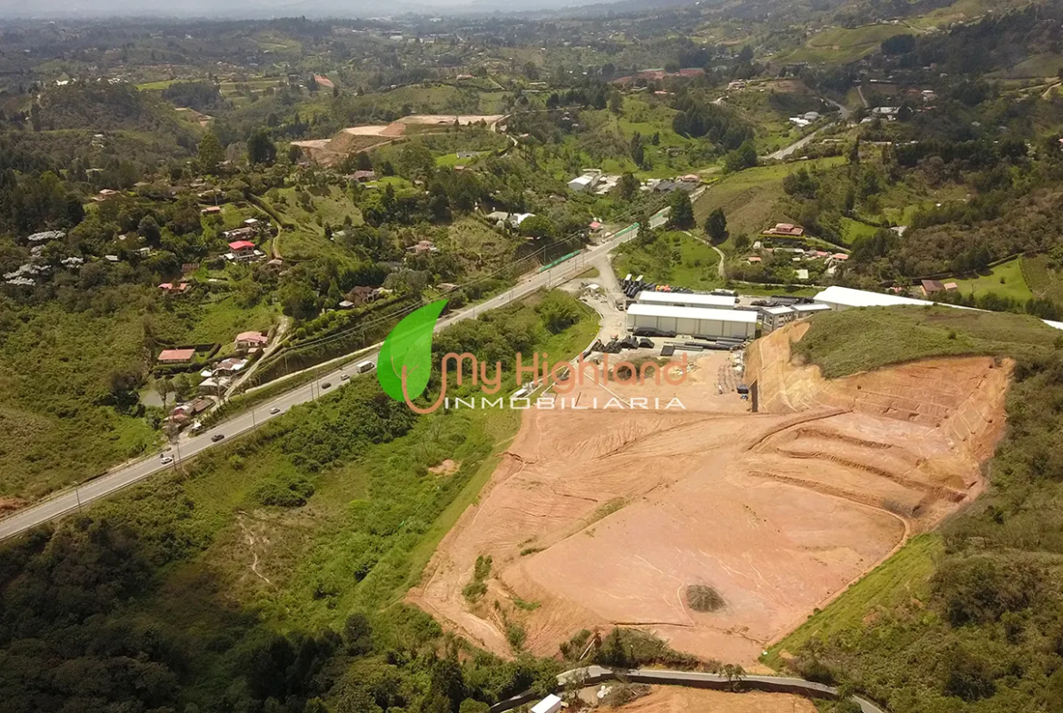 Lote Industrial 70.000 m² Variante Aeropuerto