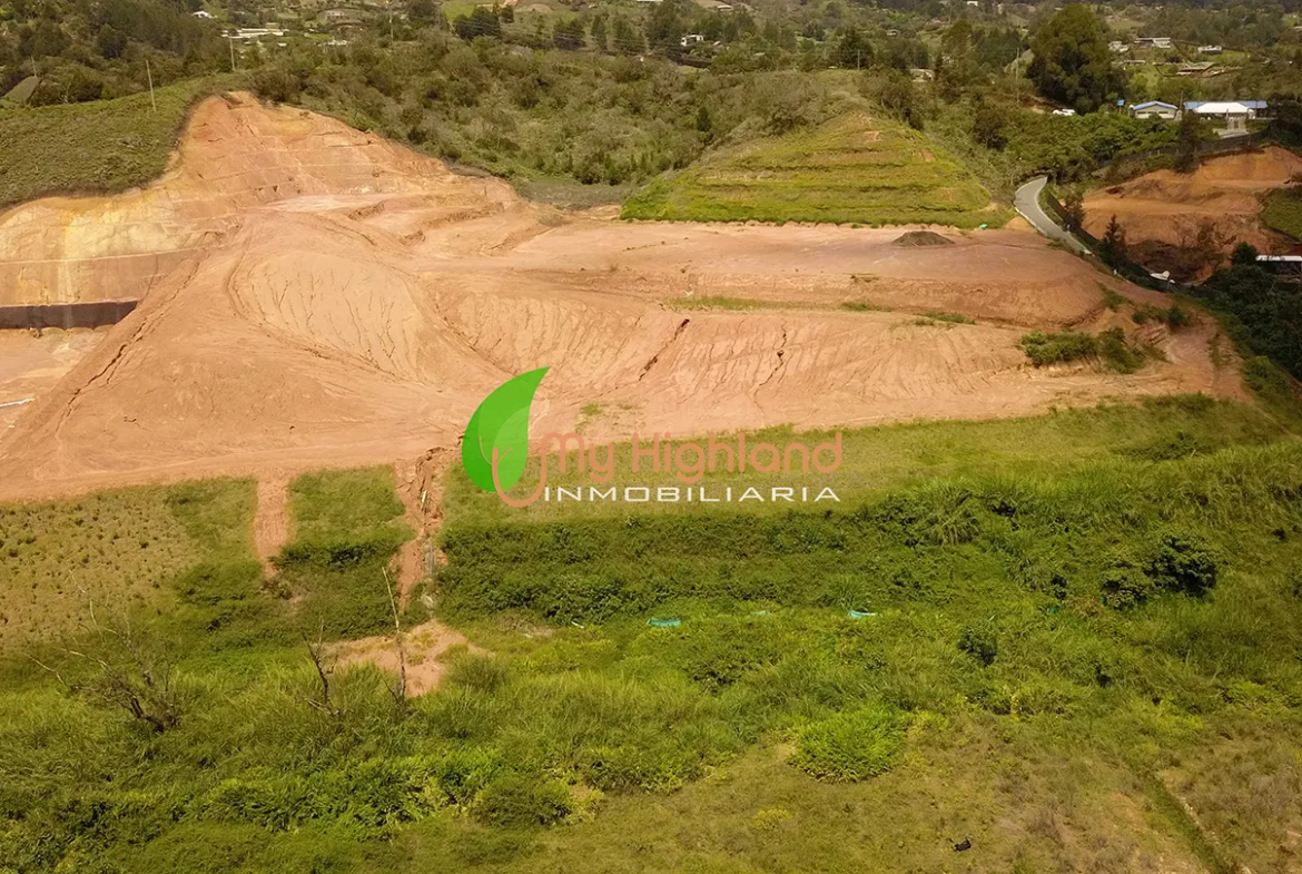 Lote Industrial 70.000 m² Variante Aeropuerto