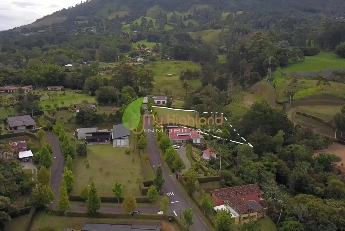 Lote-de-2.536-m²-En-Parcelacion-Via-San-Antonio-La-Ceja