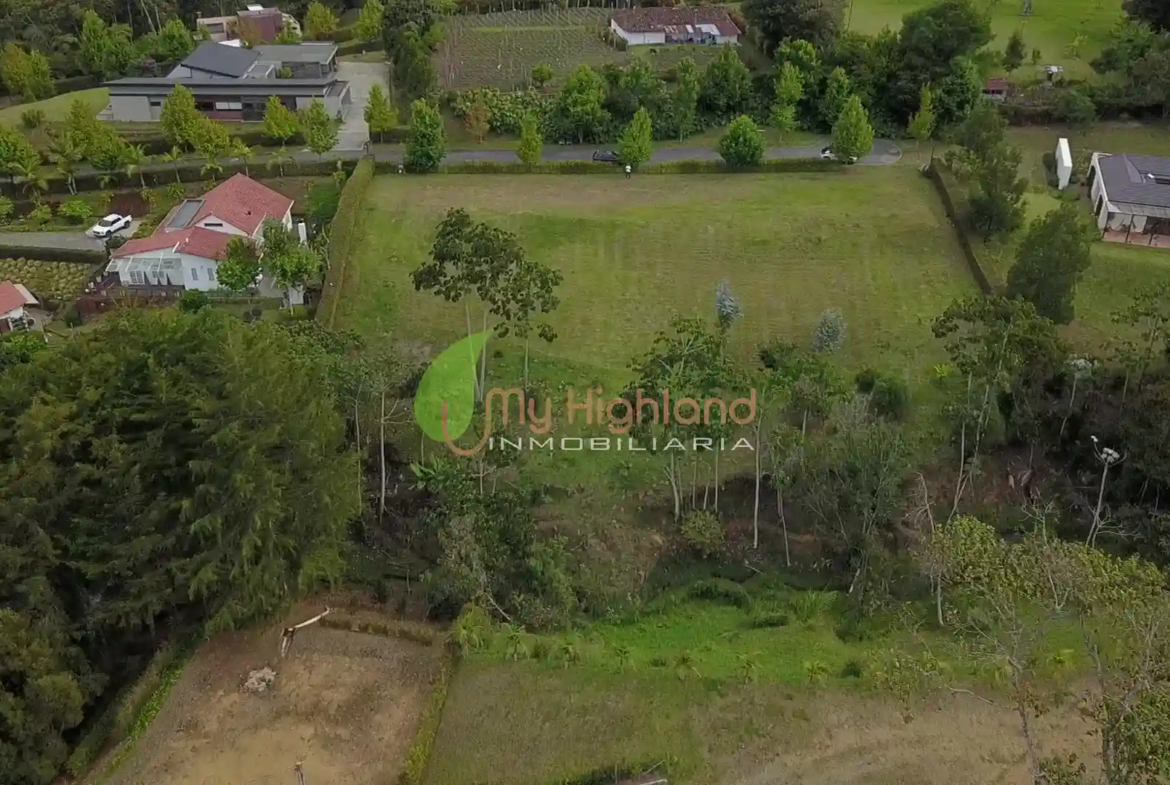 Lote En Parcelación de 2.536 m² Vía San Antonio- La Ceja