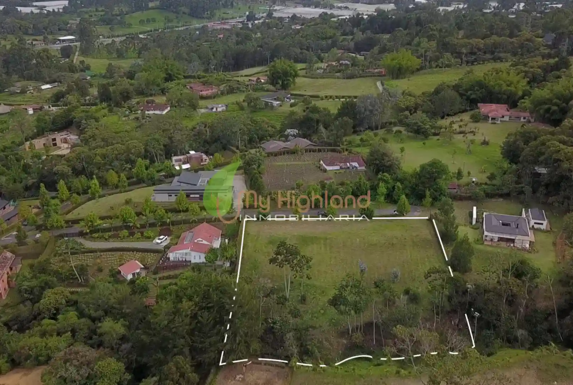 Lote En Parcelación de 2.536 m² Vía San Antonio- La Ceja