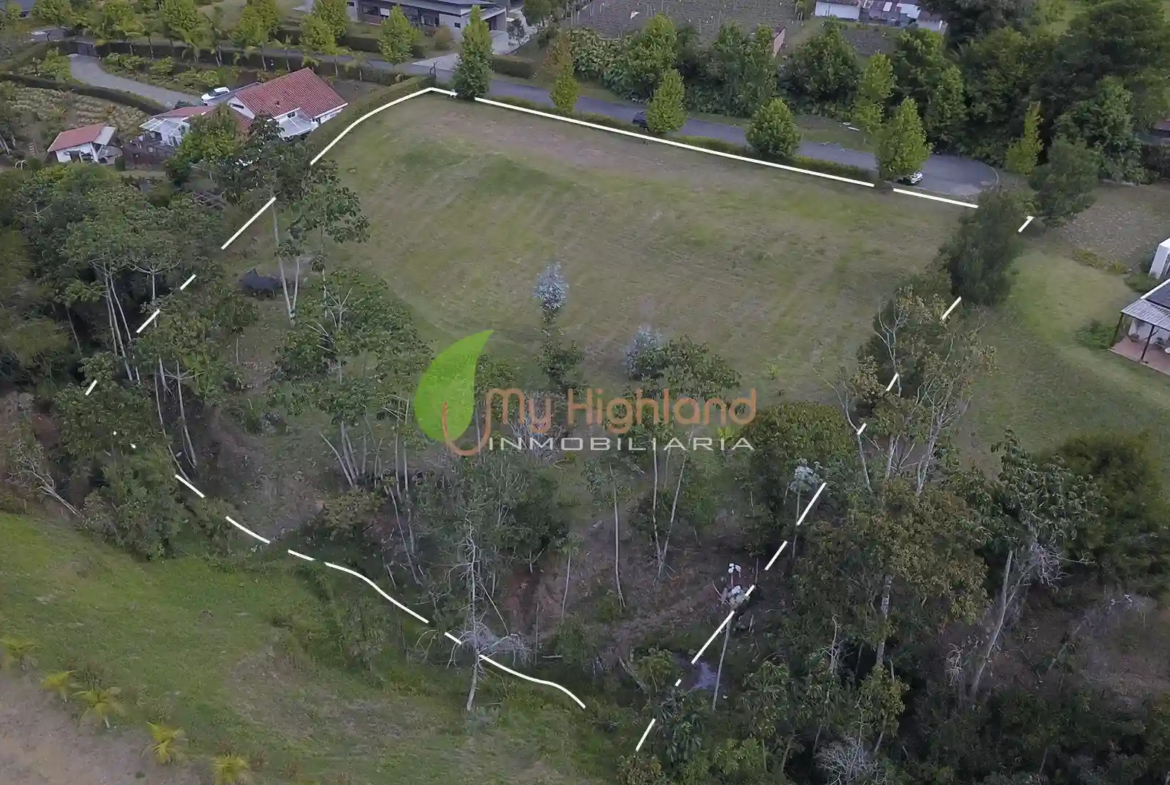 Lote En Parcelación de 2.536 m² Vía San Antonio- La Ceja