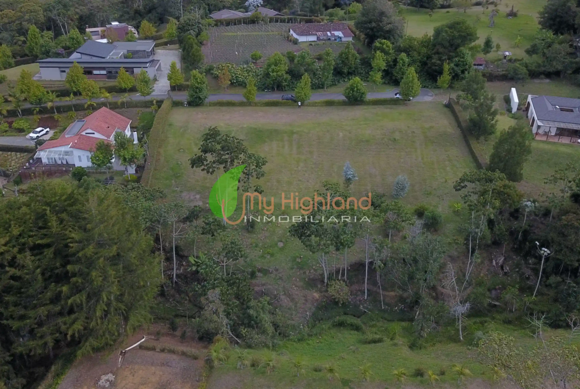 Lote En Parcelación de 2.536 m² Vía San Antonio- La Ceja