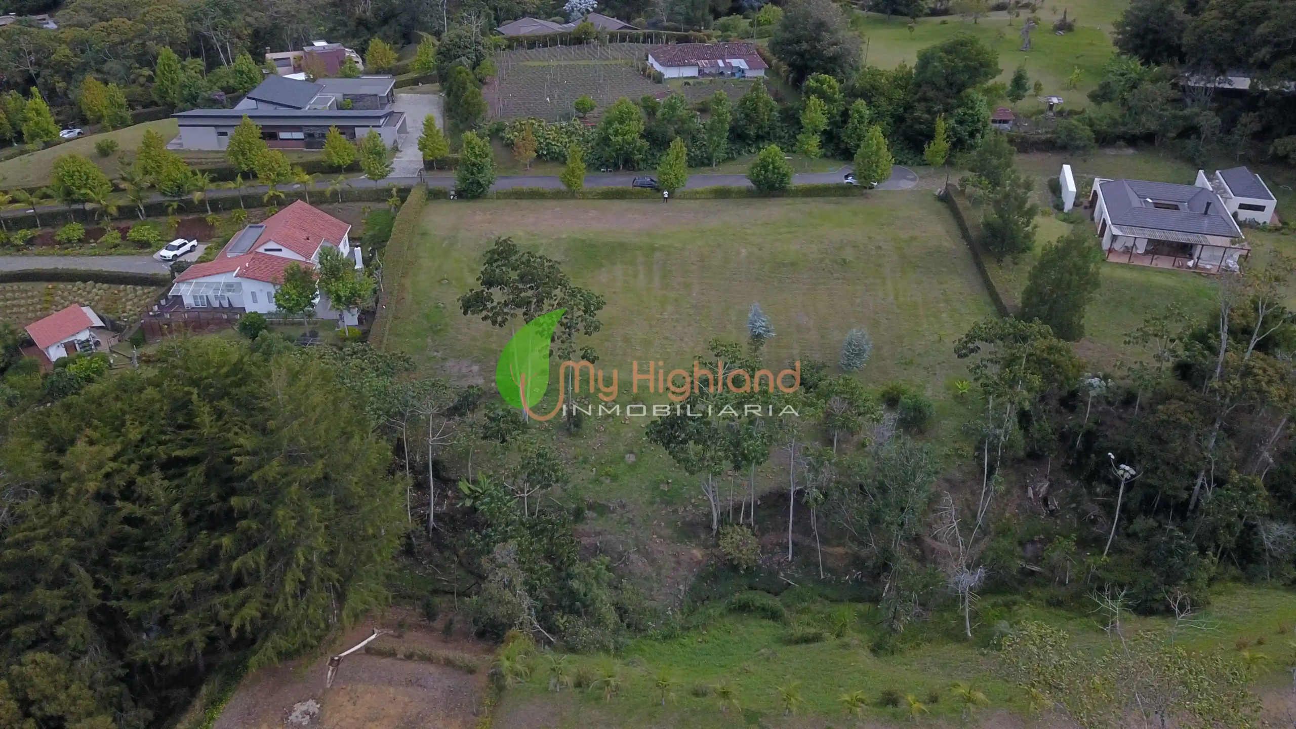 Lote de 2.536 m² En Parcelación Vía San Antonio-La Ceja-18 Lote En Parcelación de 2.536 m² Vía San Antonio- La Ceja