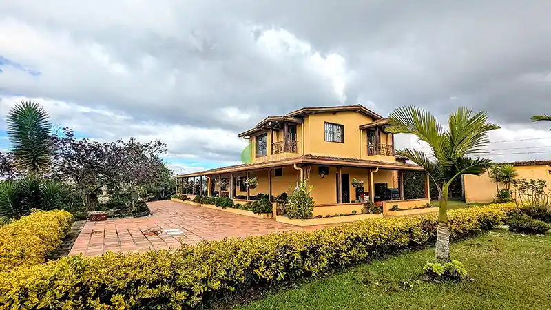 Finca-en-el-alto-de-mercado-Marinilla-