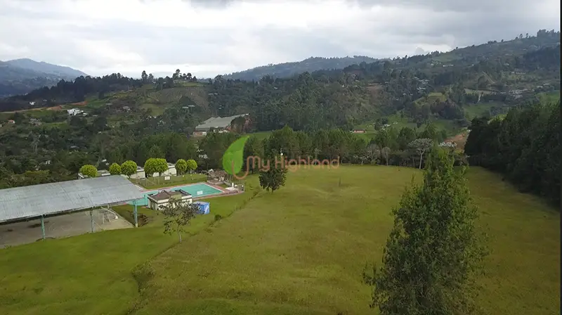 Lote de 131.000 m² Parcelable Guarne