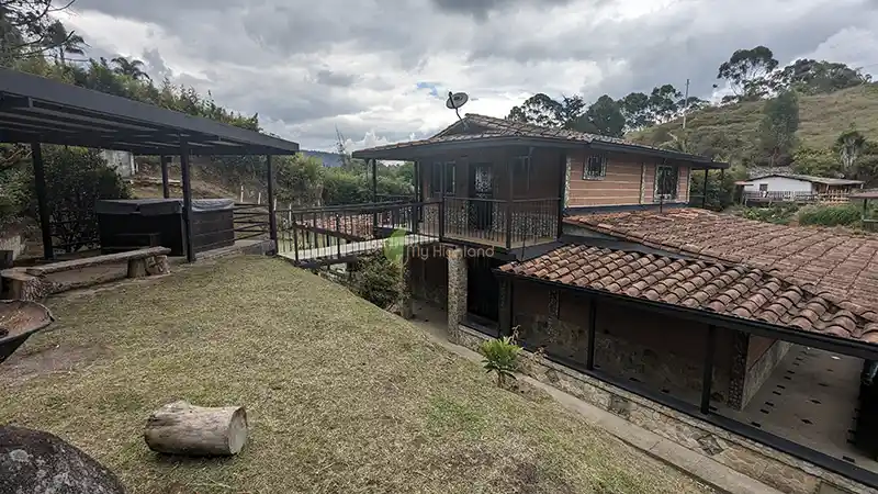 Finca-de-1.241-m²-Toldas Guarne