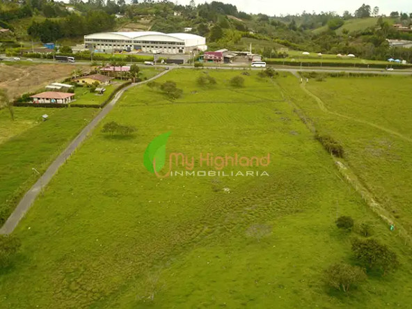 Lote industrial de 24.000 m² autopista Med-Bgta (Guarne)