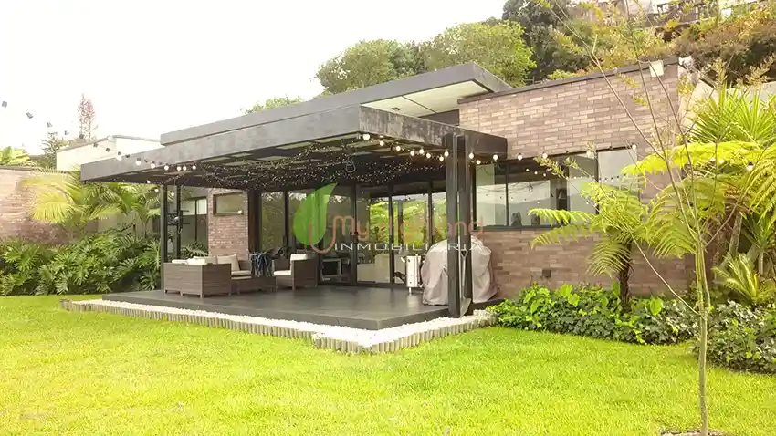 Casa-Campestre-1.500-m²-en-Parcelacion-Sector-Aeropuerto