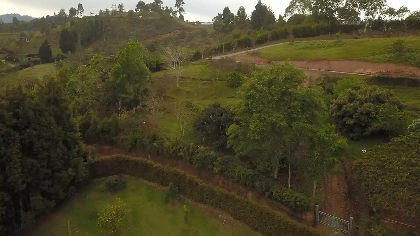 Lote independiente de 1.880 m2 en San José, Guarne | Sector Variante Aeropuerto JMC