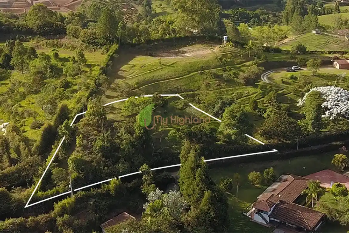 Lote independiente de 1.880 m2 en San José, Guarne | Sector Variante Aeropuerto JMC