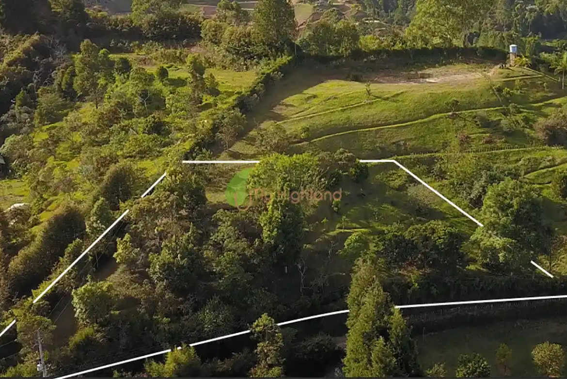 Lote independiente de 1.880 m2 en San José, Guarne | Sector Variante Aeropuerto JMC