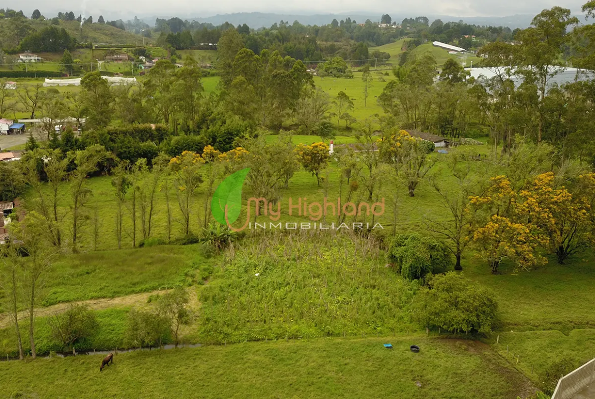 Lote industrial de 31.062 m2 sobre la Autopista Medellín–Bogotá