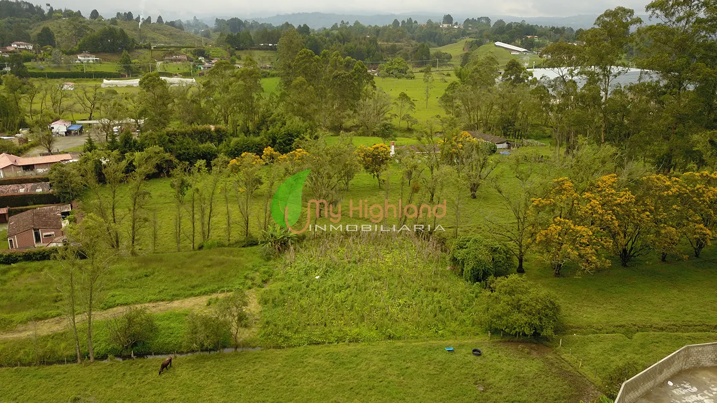 Lote industrial de 31.062 m2 sobre la Autopista Medellín–Bogotá