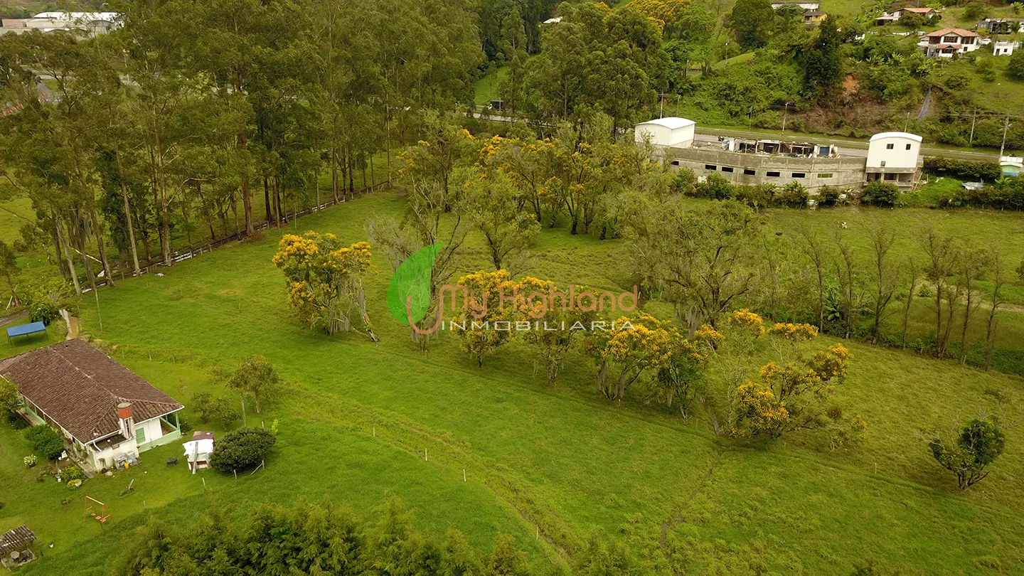 Lote industrial de 31.062 m2 sobre la Autopista Medellín–Bogotá