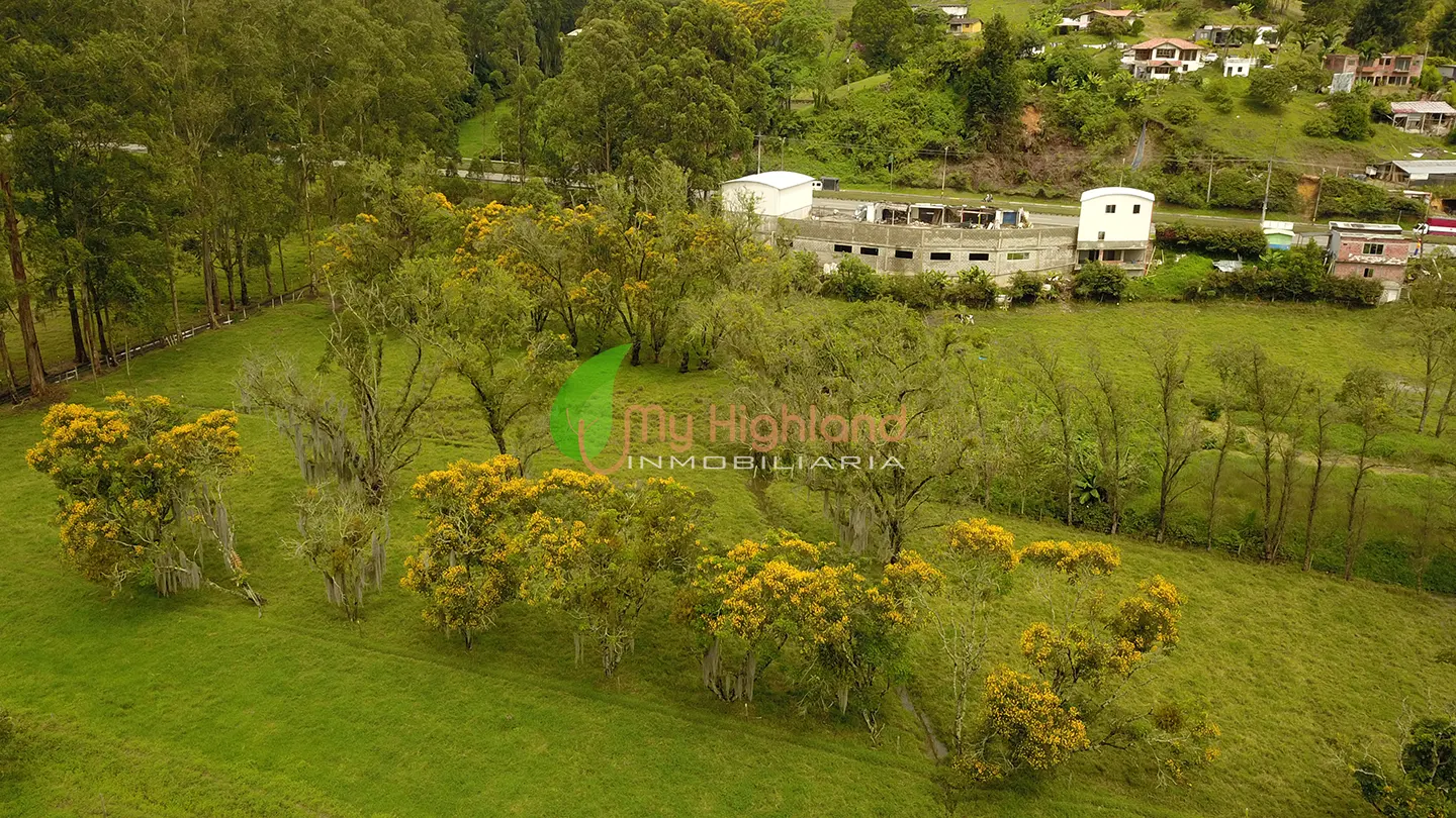 Lote industrial de 31.062 m2 sobre la Autopista Medellín–Bogotá