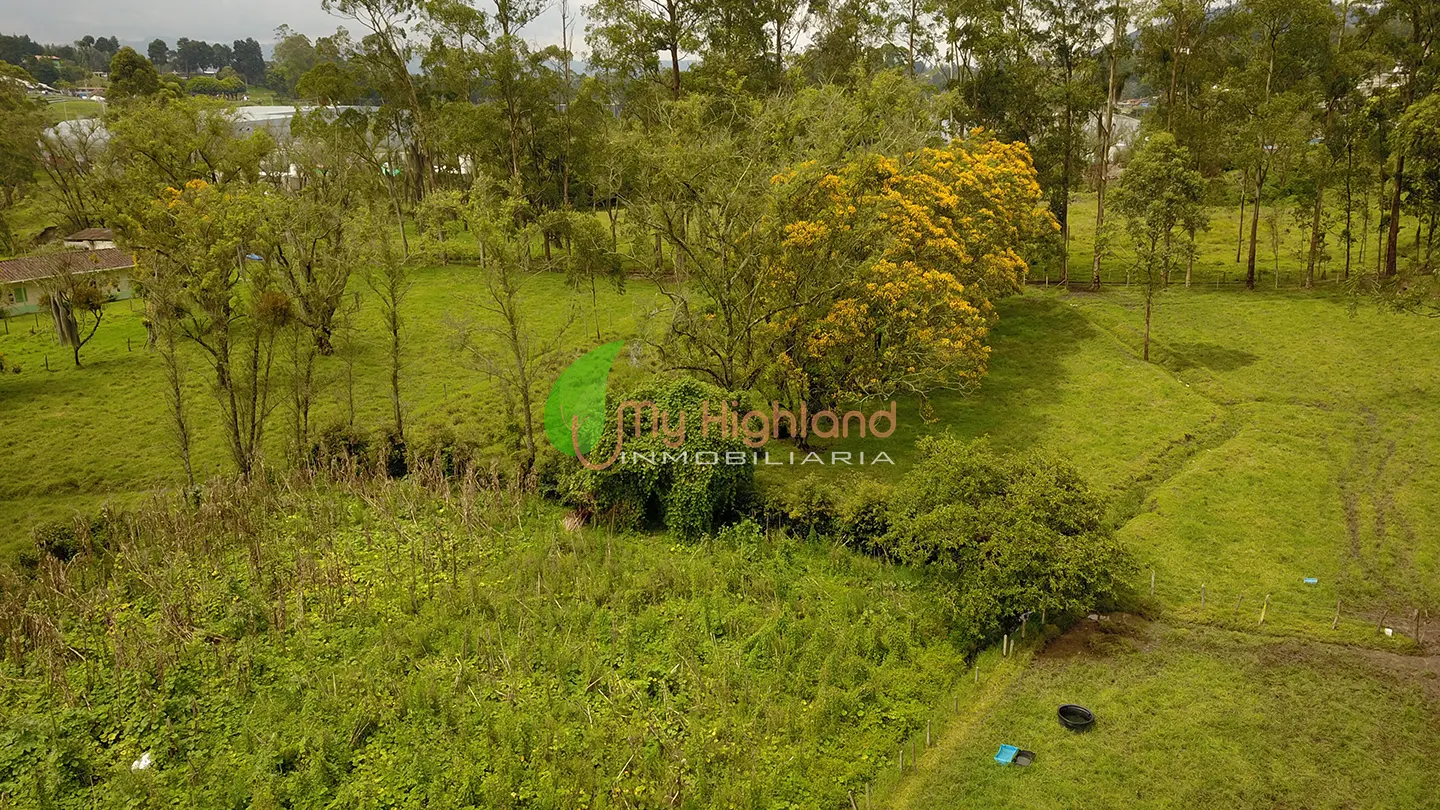 Lote industrial de 31.062 m2 sobre la Autopista Medellín–Bogotá